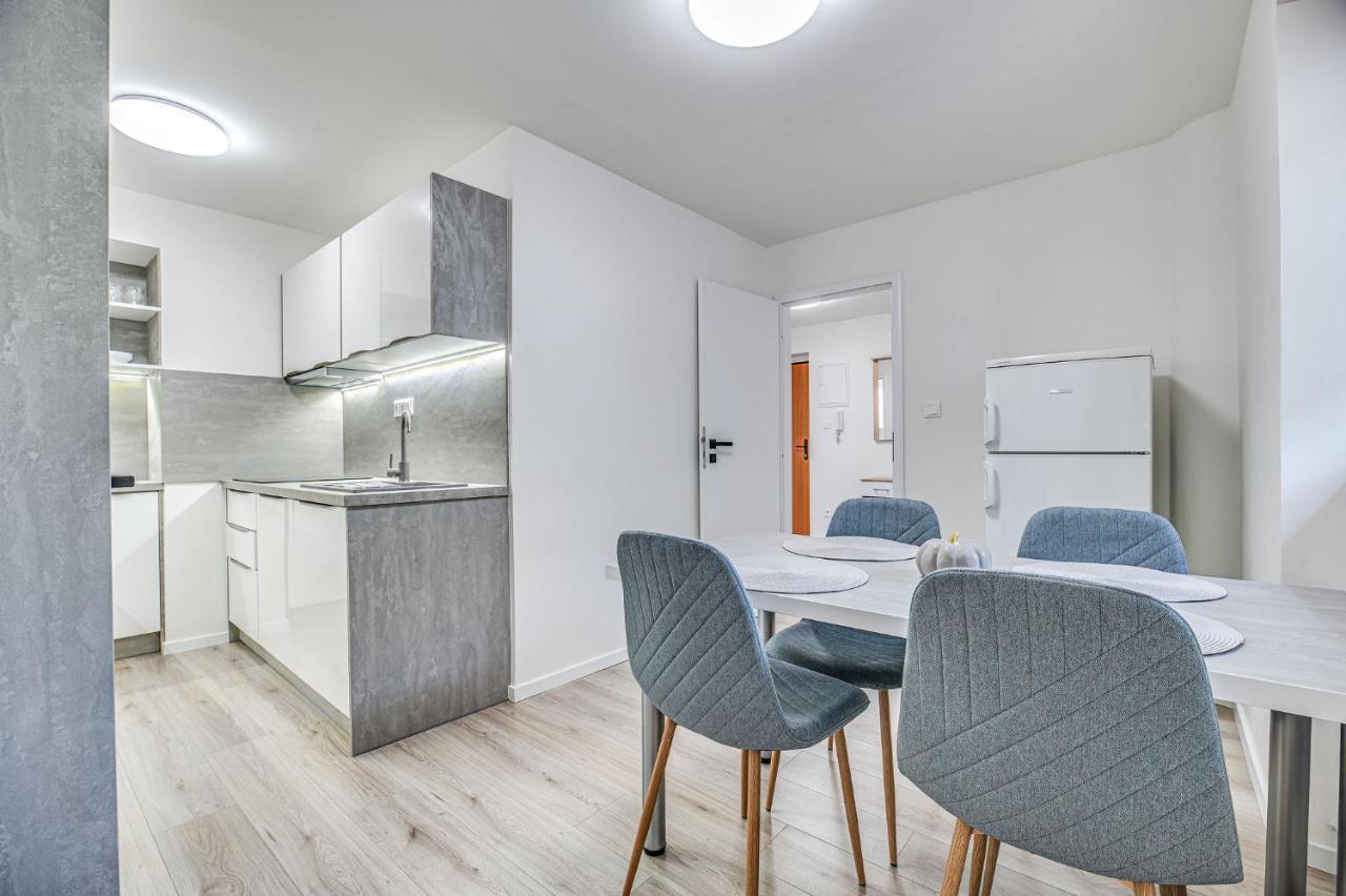 Nitra Castle Suite - Modern Elegance & Serenity Bagian luar foto