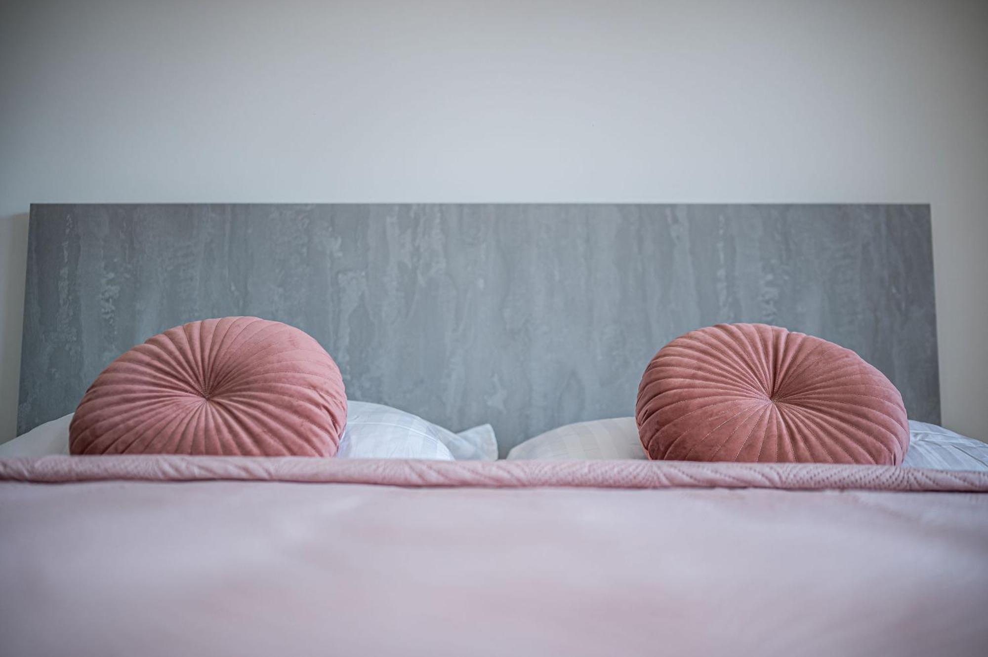 Nitra Castle Suite - Modern Elegance & Serenity Bagian luar foto